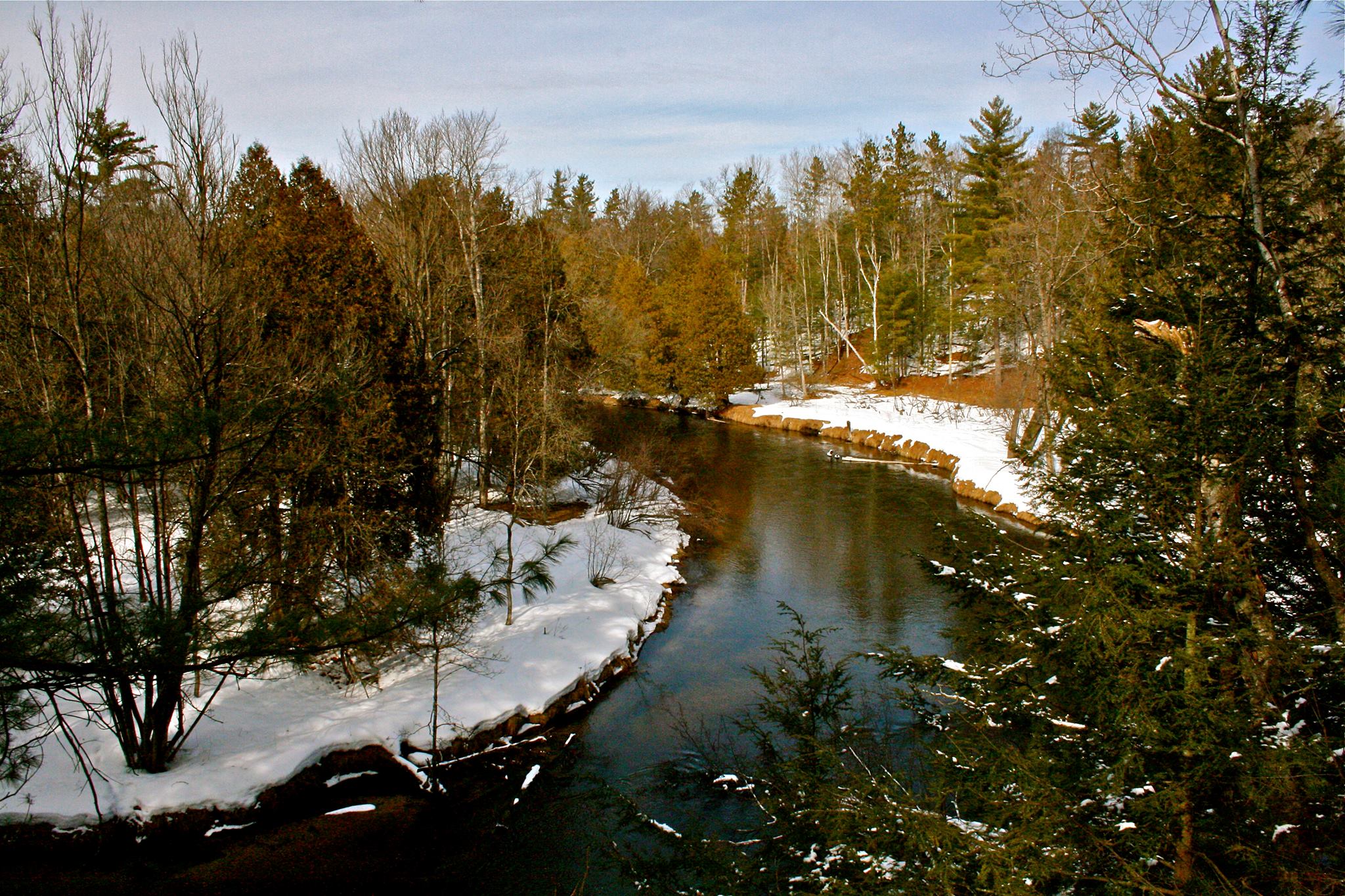 Barothy Lodge view of Pere Marquette River