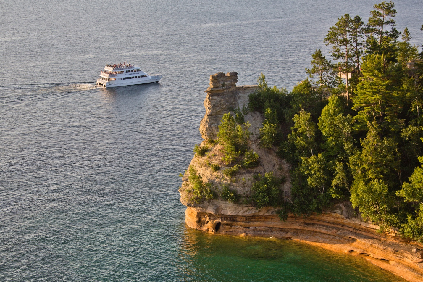 Pictured-Ricks-Cruises.jpg