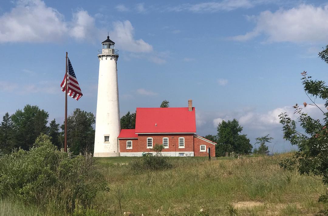 Tawas Point Light_@sywhitford .jpg