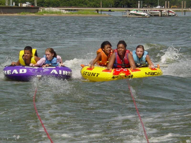 tubing_holland_water_sports.jpg