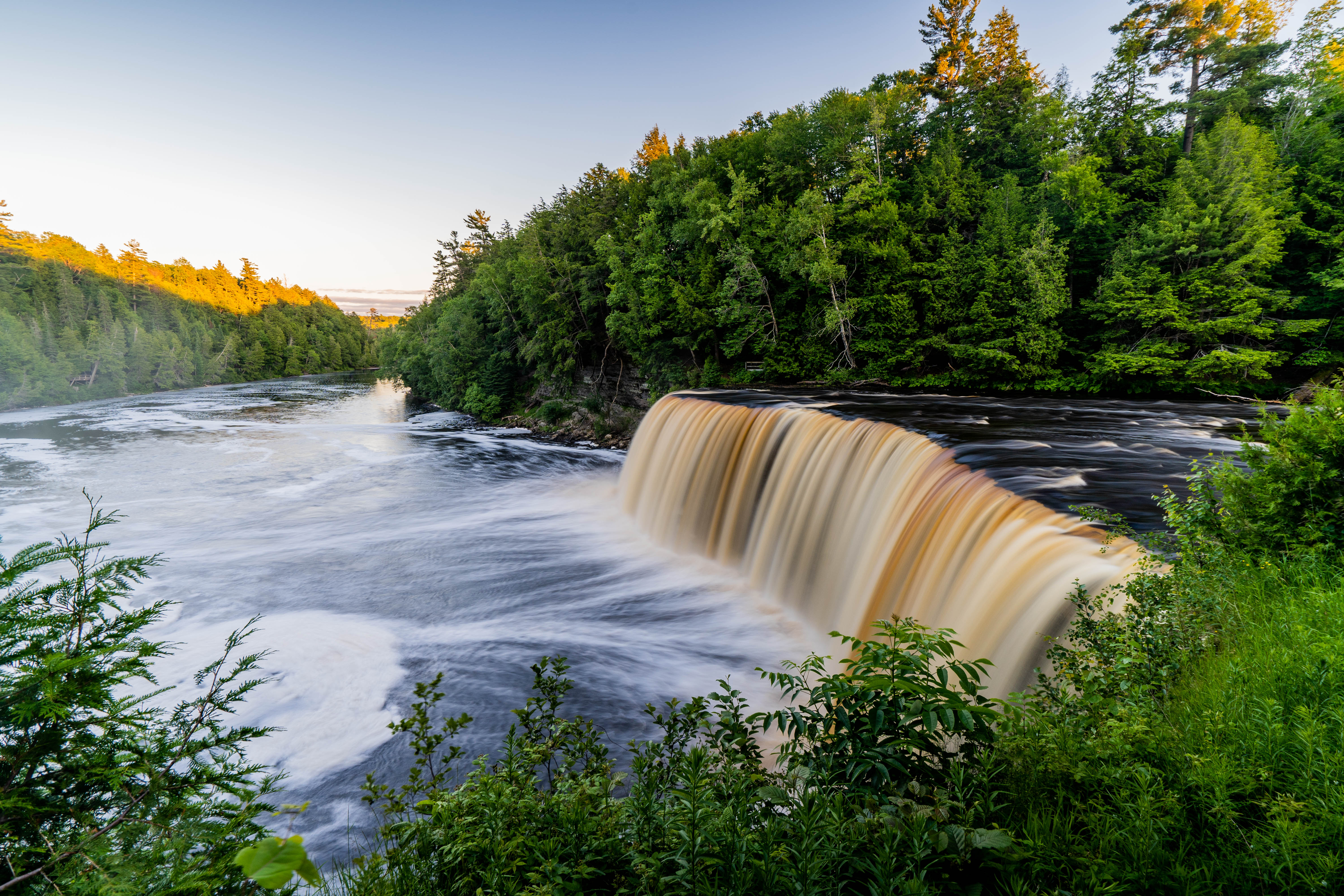 Tahquamenon Falls The upper falls at Tahquamenon falls