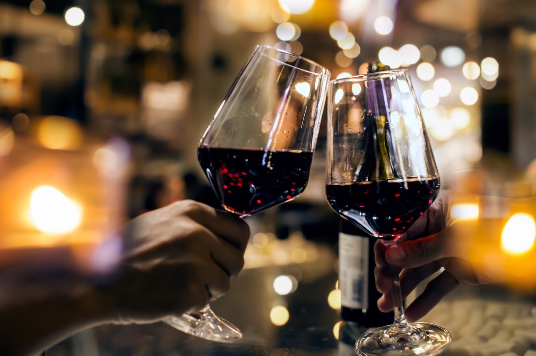 Wine Glasses Cheersing
