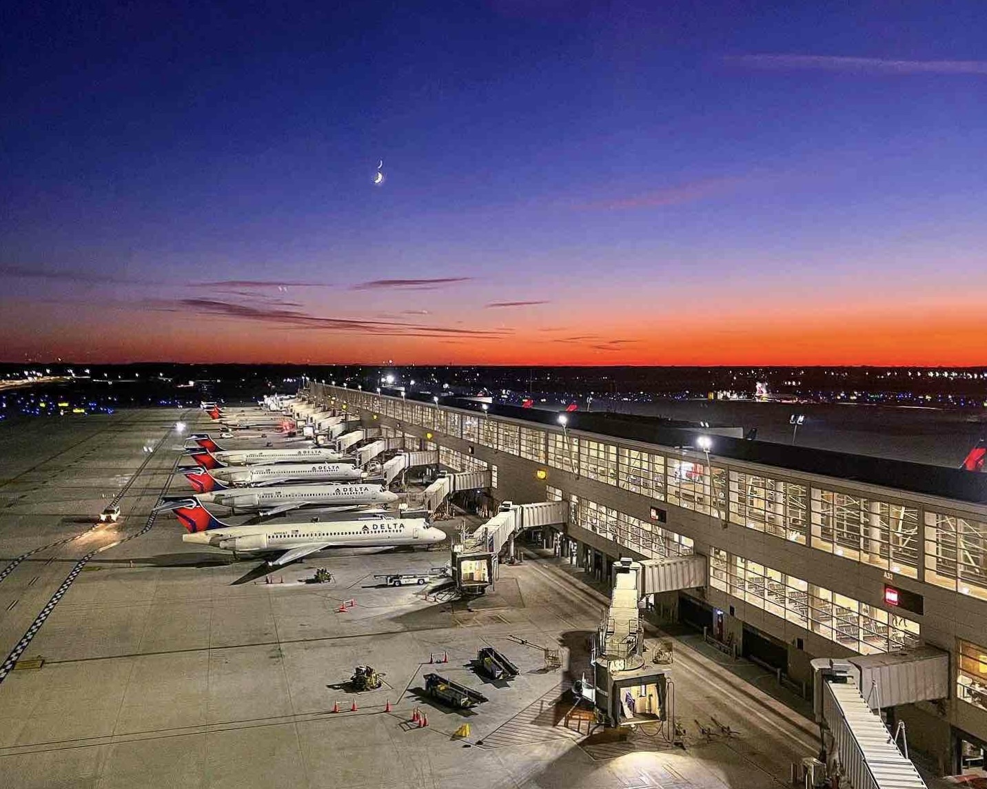 delta airplanes at their gates outside detroit airport