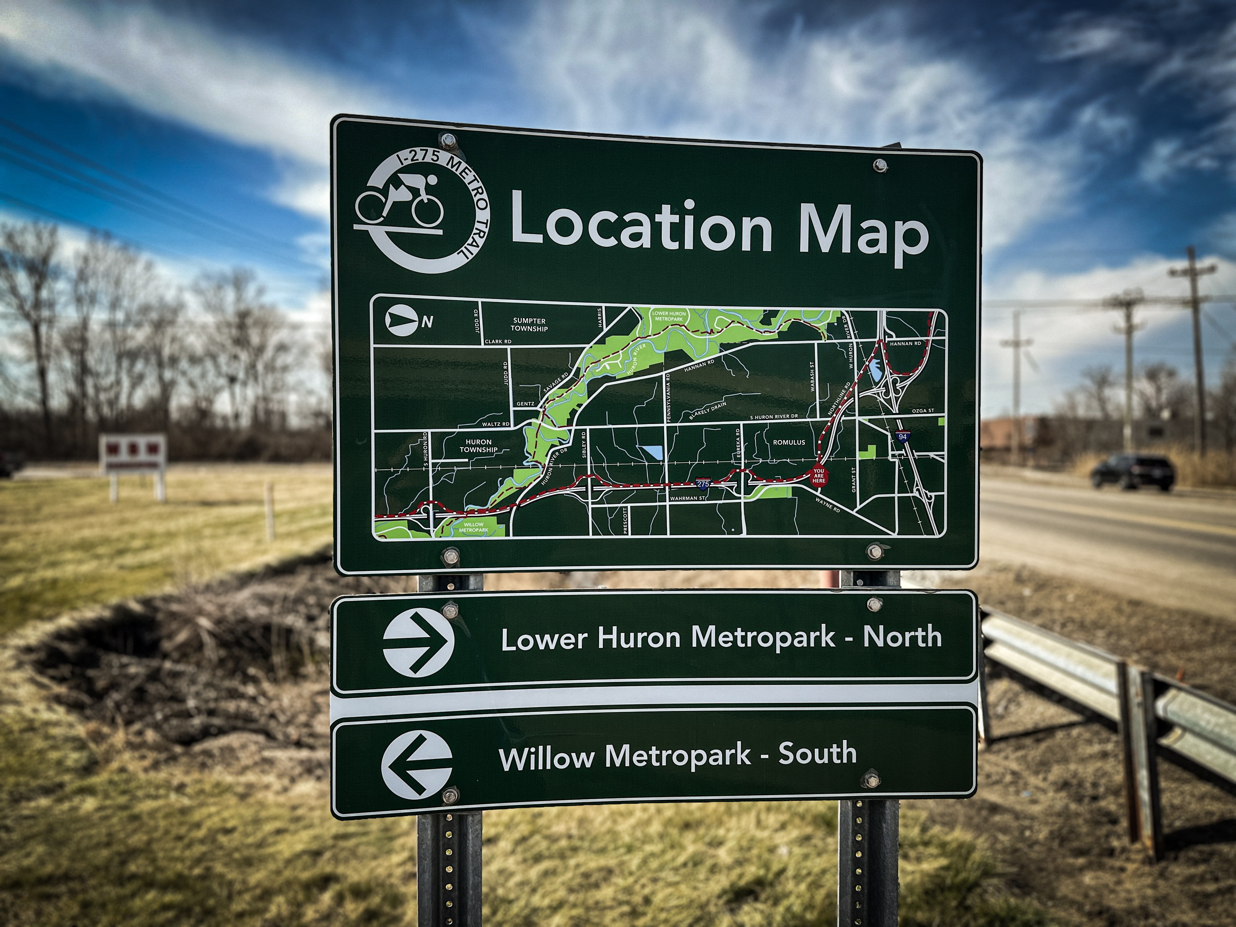 I-275 Metro Trail A trailhead sign at the I-275 Metro Trail.