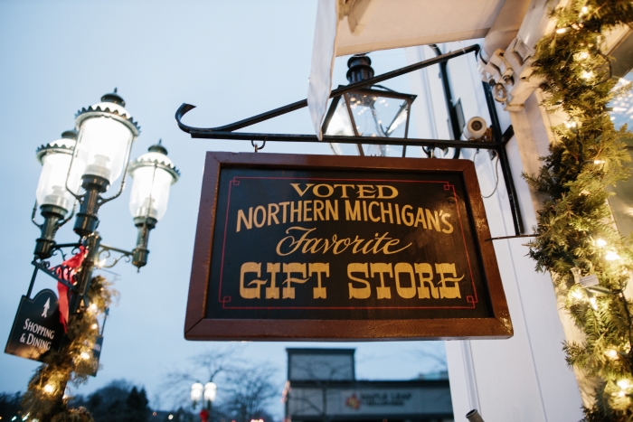 Sign outside Grandpa Shorter's that reads "voted Northern Michigan's Favorite Gift Store"