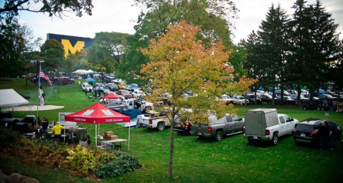 How To Have A Michigan Made Tailgate Michigan How To Have A Michigan Made Tailgate Michigan