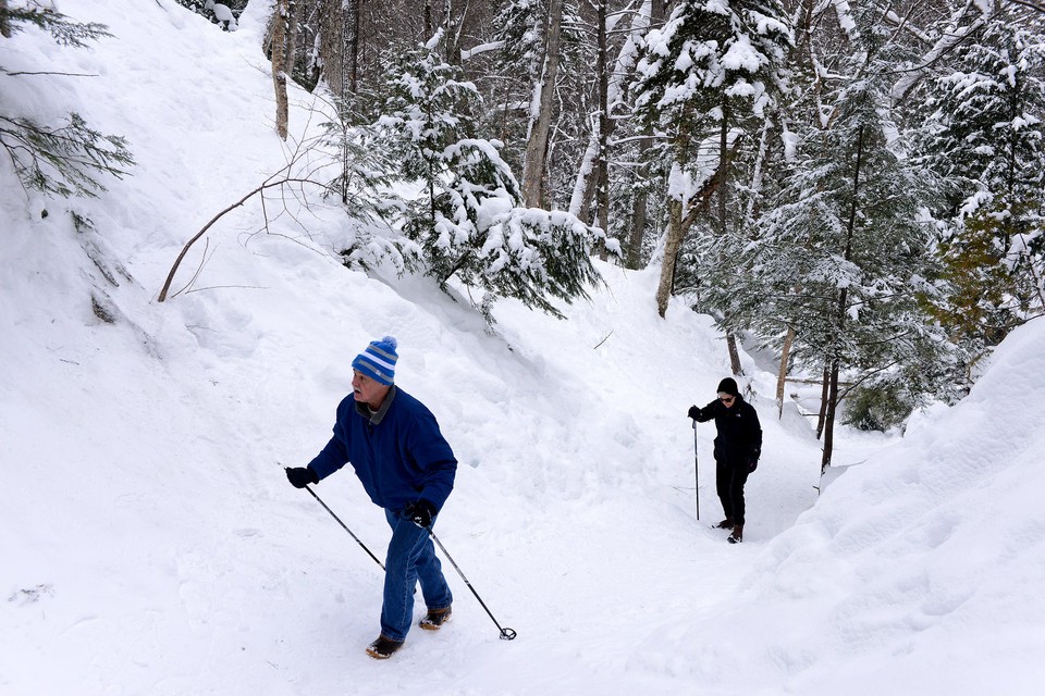 Trek to Eben Ice Caves