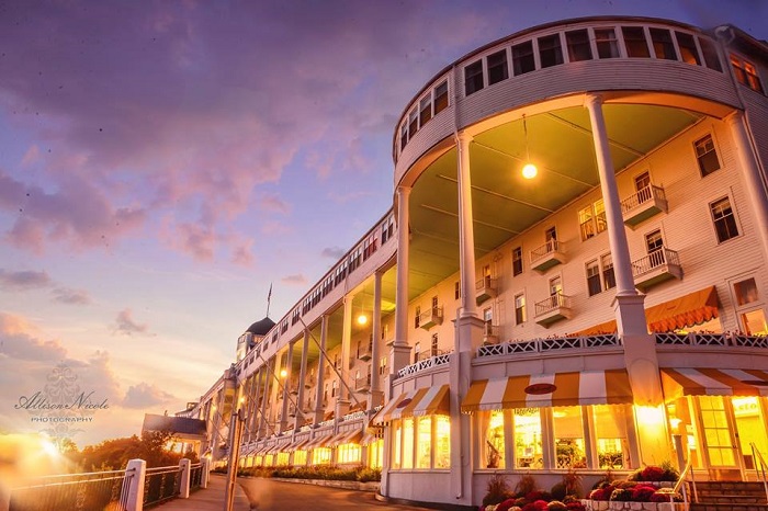 lake city hotels michigan