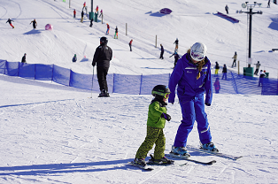 lccvb.20.win_.df_.skiing.a.png