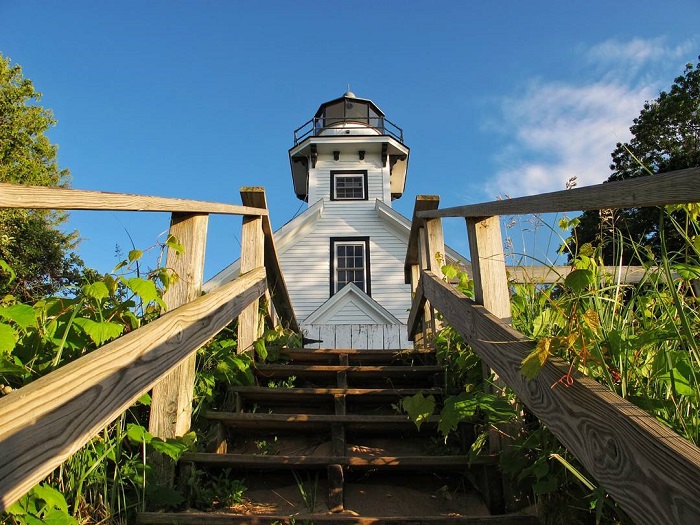 Mission Point Lighthouse