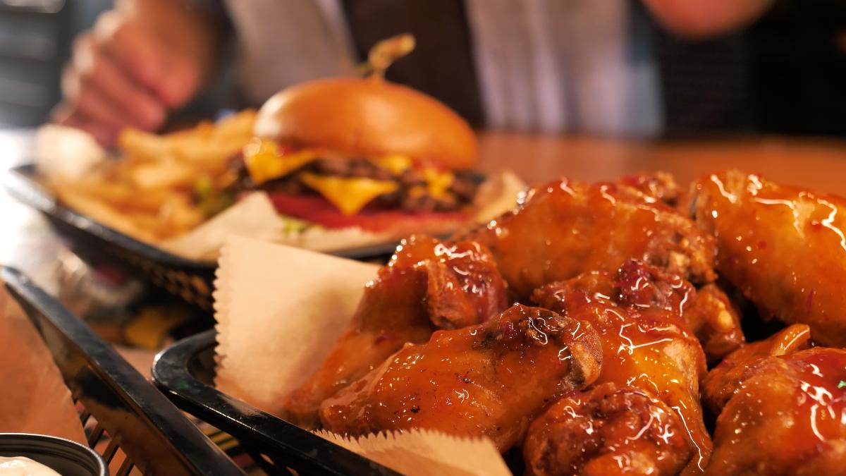 TUESDAY TWIN BILL: $5.95 Burger + $3 Wings!  Photo 2