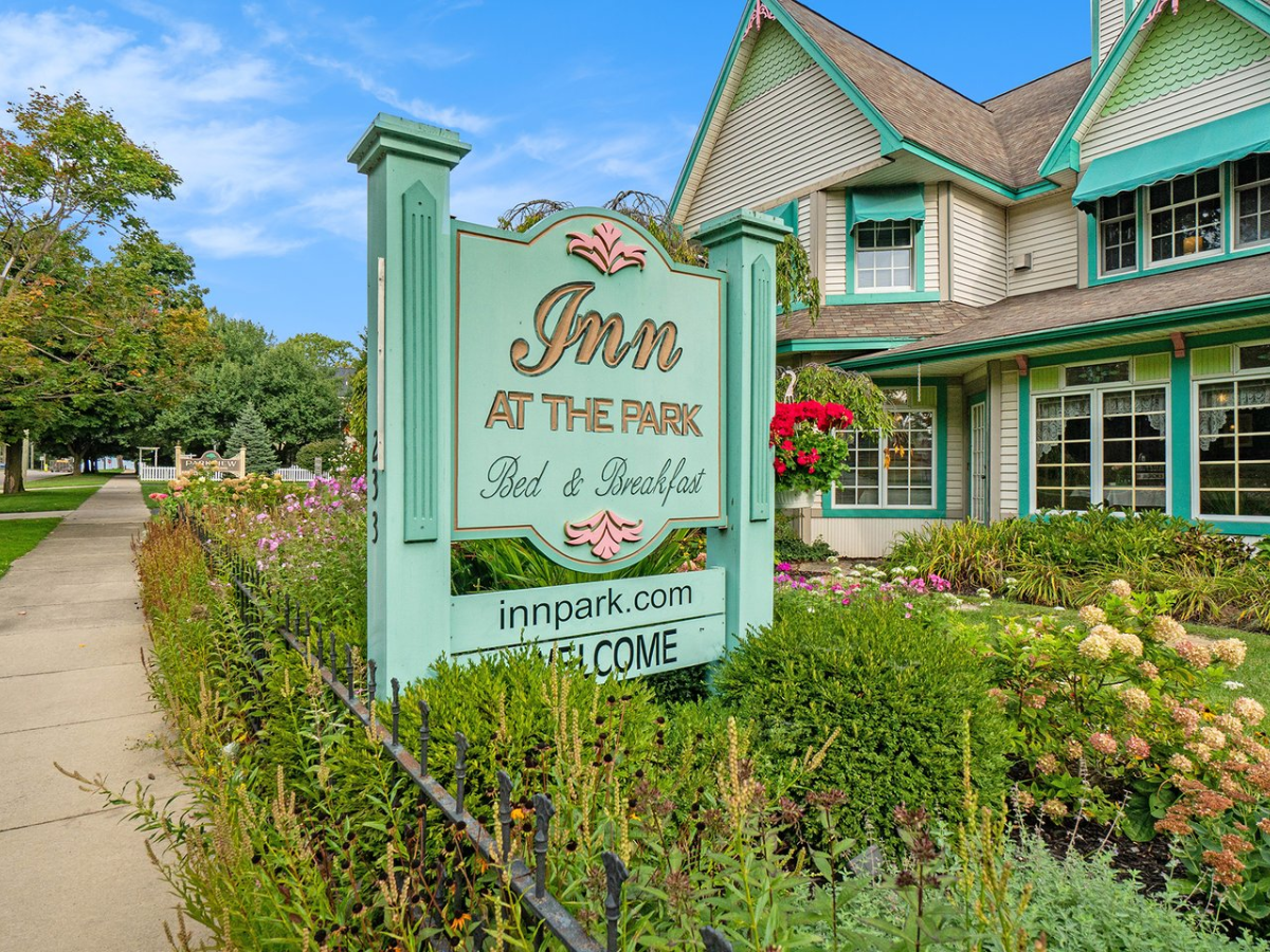 Cinema, Stay, and Dine Bundle Photo 2