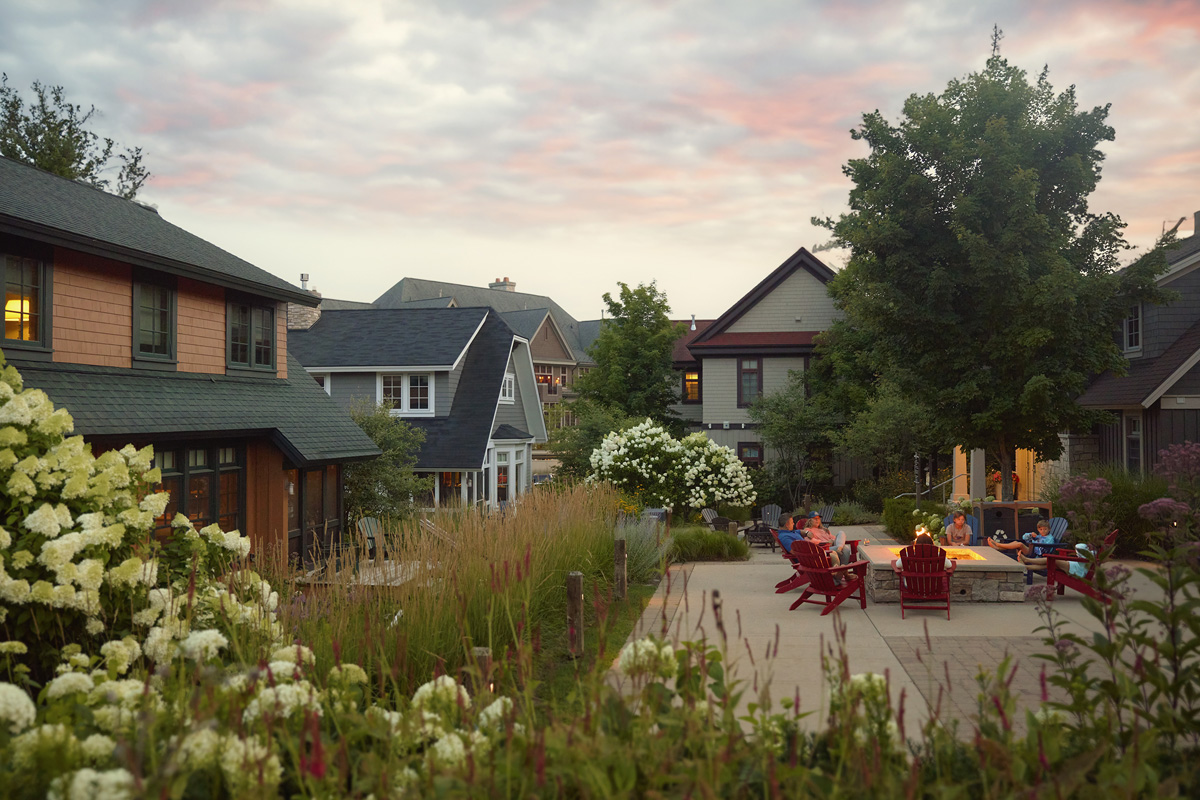 Bungalows at Crystal Glen Photo 2