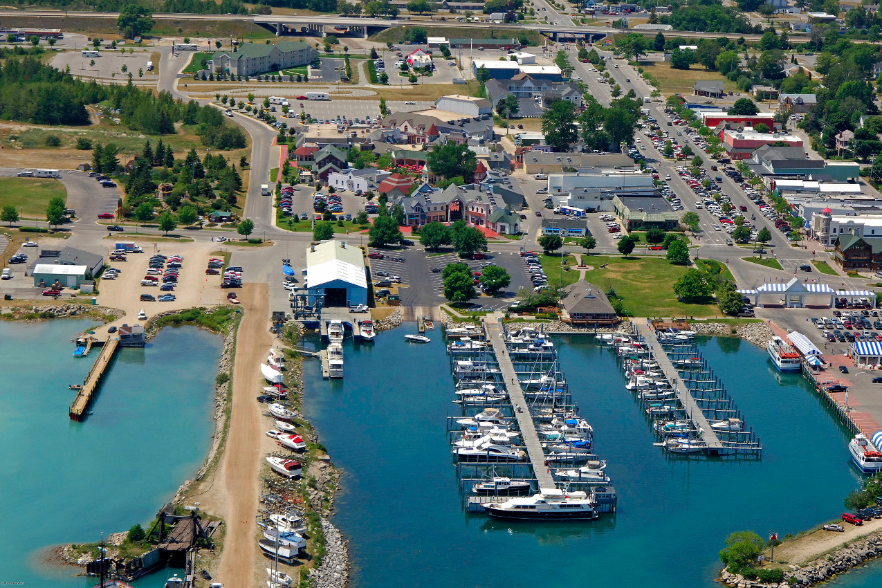 Mackinaw City Municipal Marina Michigan