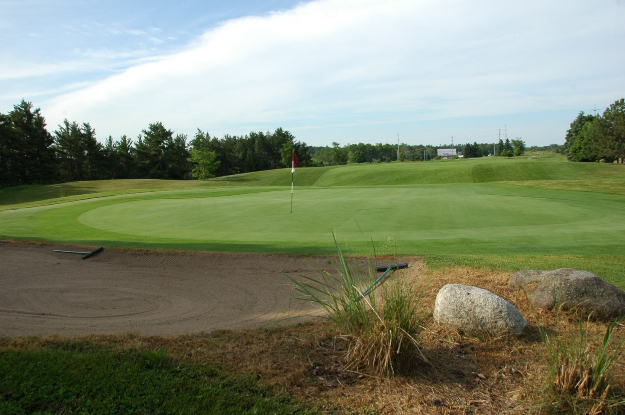 Crown Golf Club Michigan