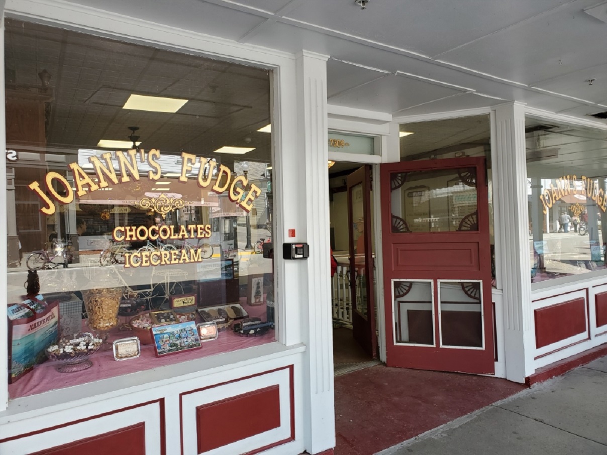 Joann's Fudge Michigan