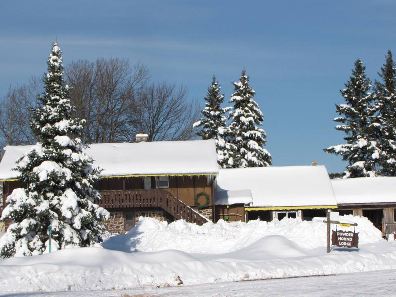 Powder Hound Lodge Michigan