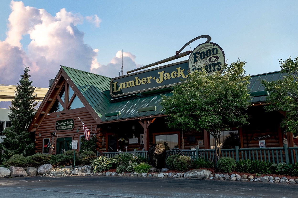 Lumber Jack Food & Spirits Michigan