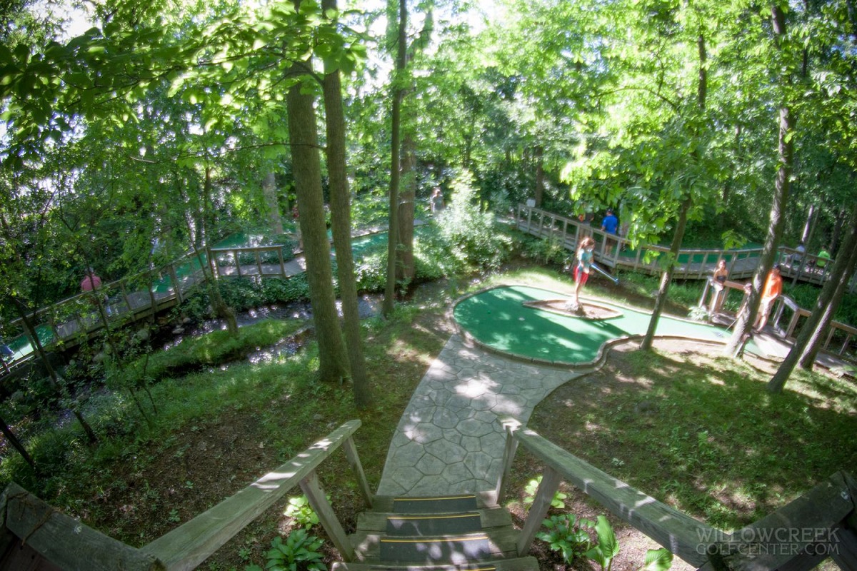 Willow Creek Golf & Sports Center