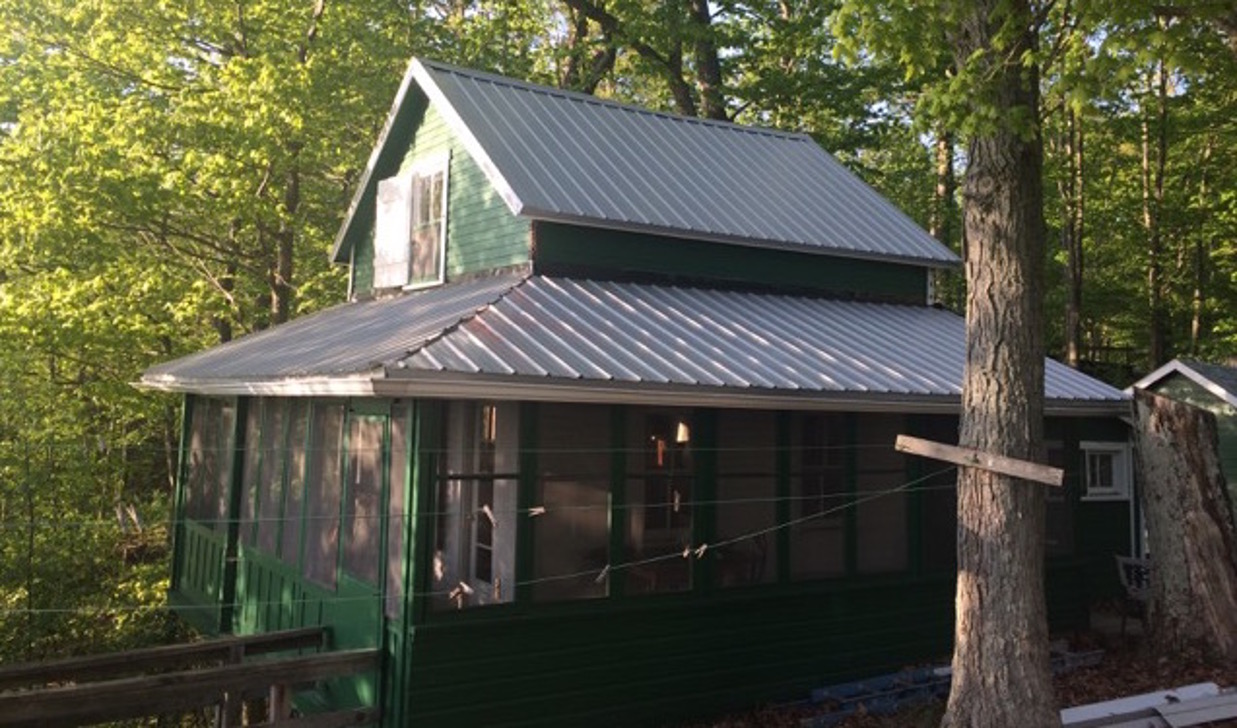 DeWitt Cottage Michigan