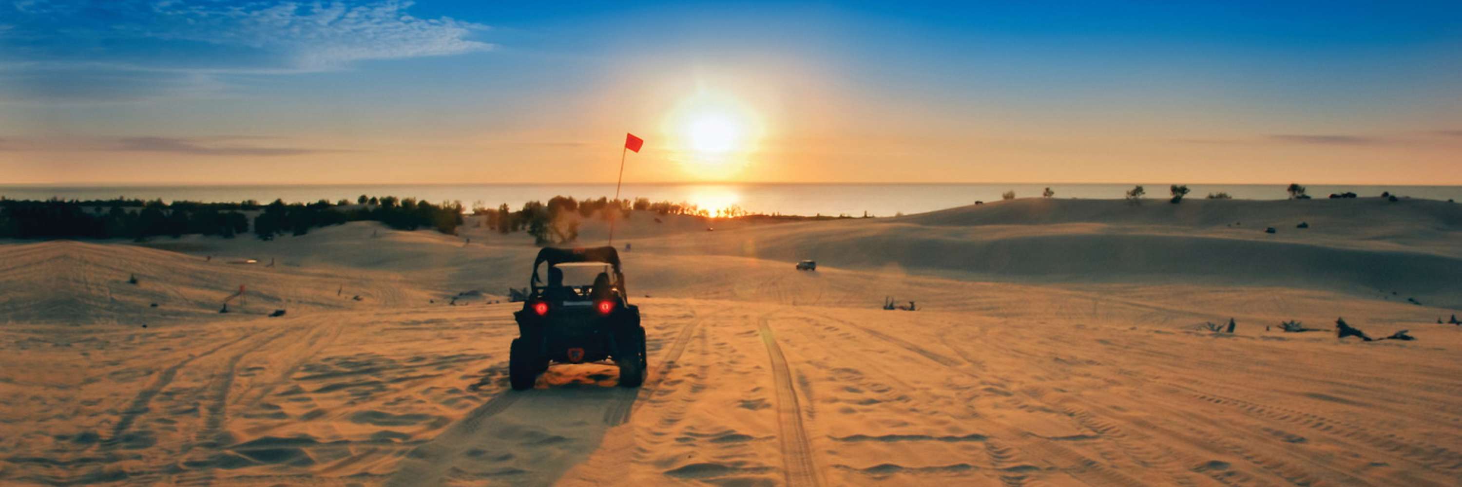 pink lake buggy tours