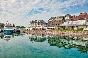 Inn at Bay Harbor Photo