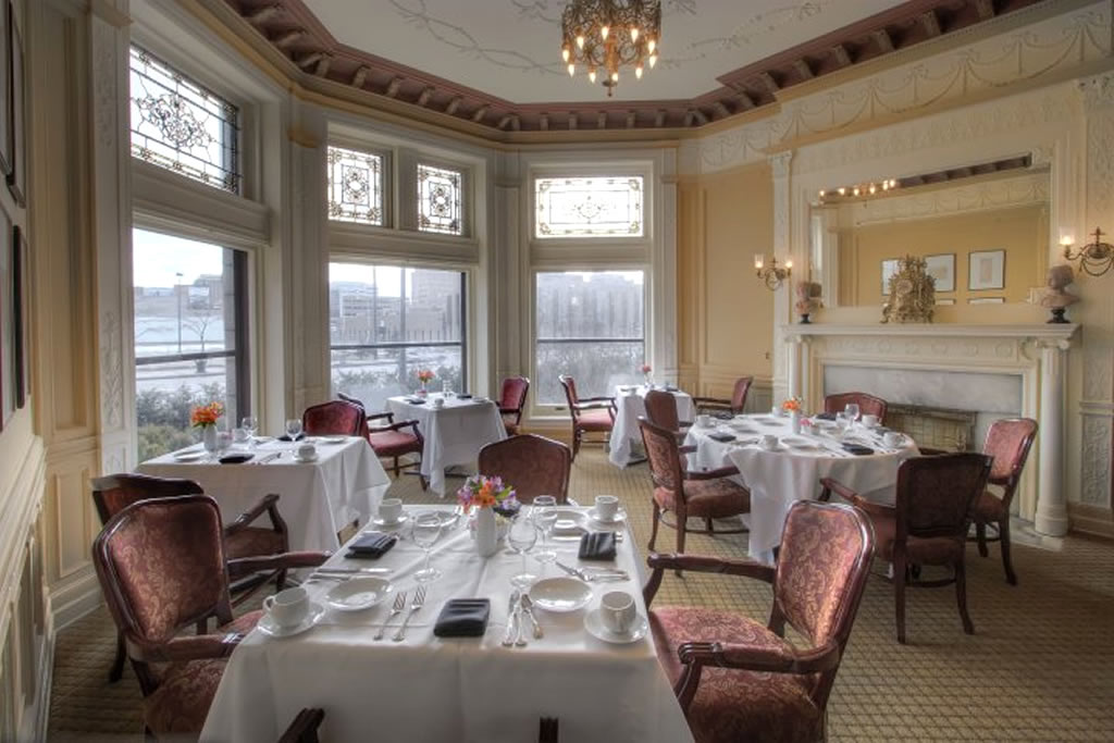 7 Restaurants In Detroit Michigan