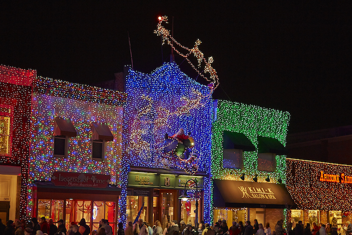 Gran espectáculo de luces brillantes en Rochester Michigan