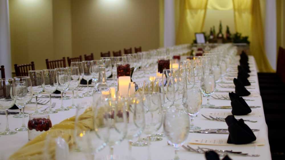 New Year's Eve Wine Dinner_black star farsm_suttons bay.jpeg