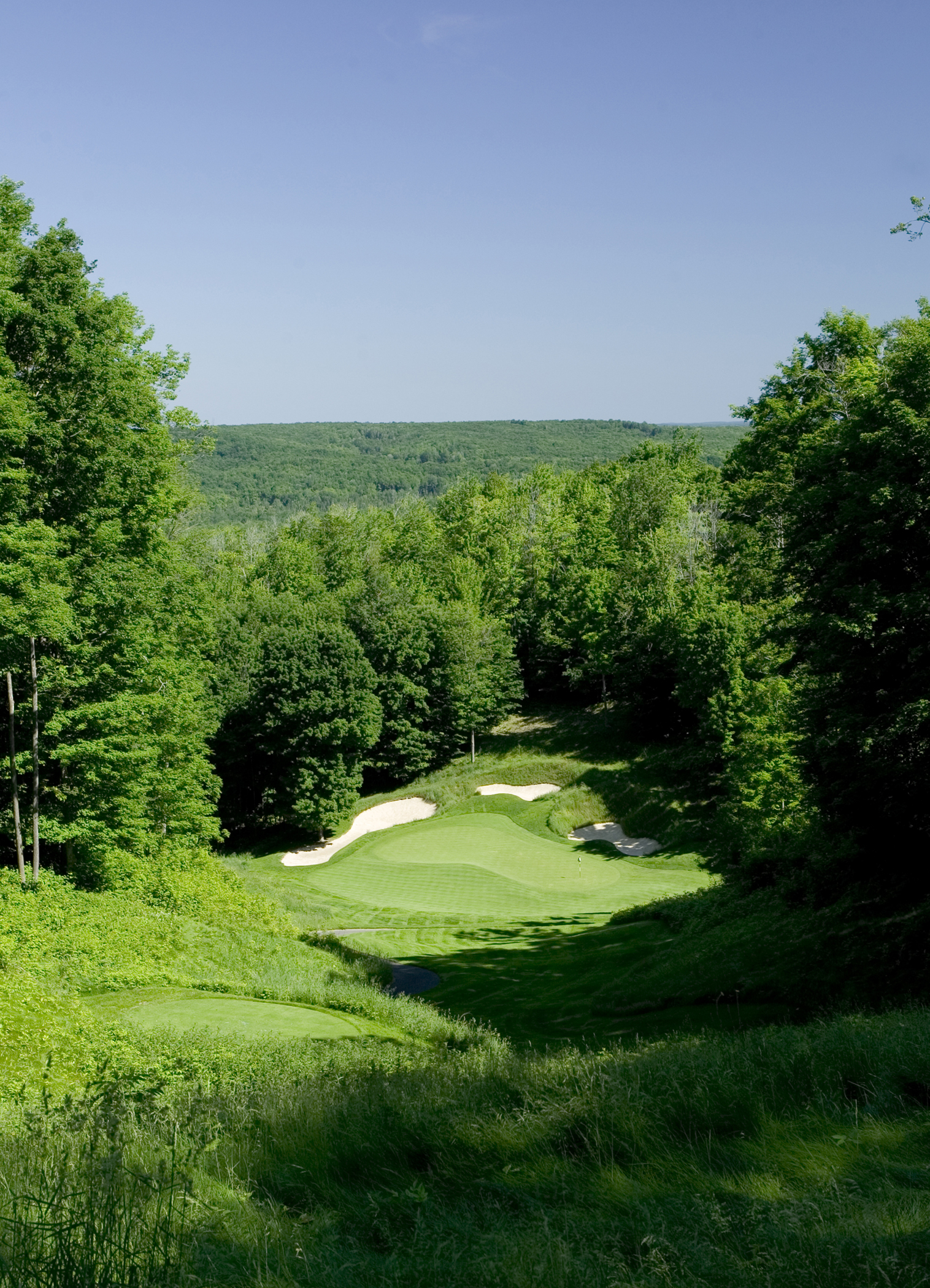 A Guide to Beautiful Michigan Golf Courses Across the State Michigan