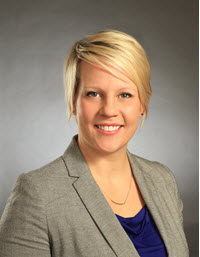 Jen Z Headshot.jpg