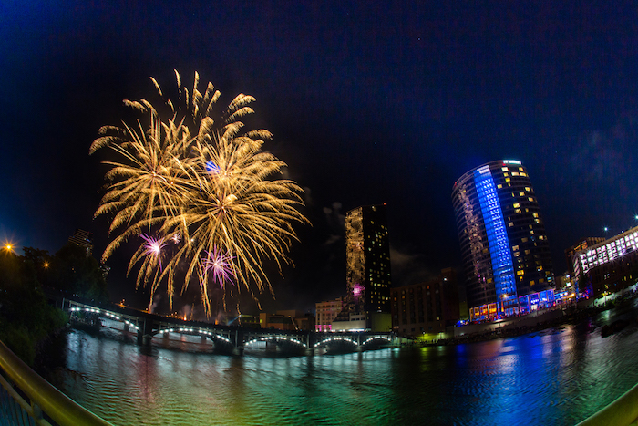 amway fireworks grand rapids