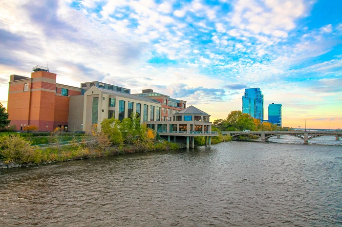Grand Rapids Public Museum