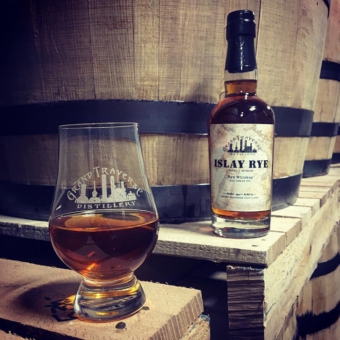 islay rye whiskey grand traverse distillery