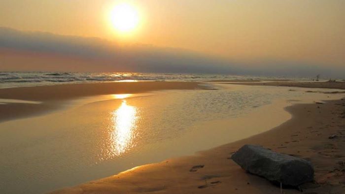 the beach at Ludington State Park