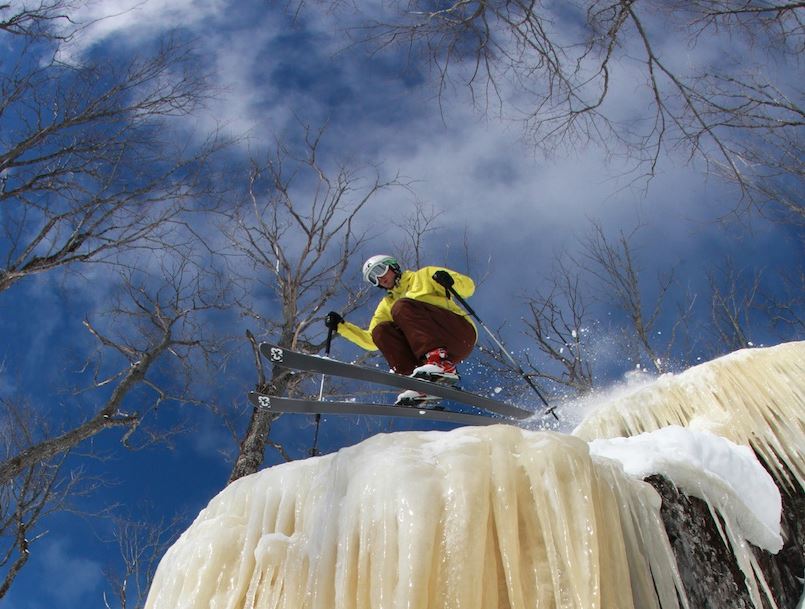 Ice-Skiing-in-Michigan